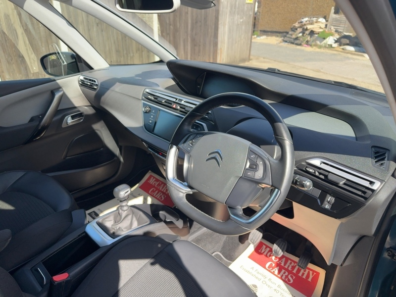 Citroen 1.2 PURETECH SENSE MPV 5DR PETROL EAT8 MANUAL 7 SEATER SATNAV BLUETOOTH APPLE CARPLAY REAR CAMERA PARKING AID 2 OWNERS ONLY 14000 MILES FSH 3 SERVICES 72-74 Mitcham Road