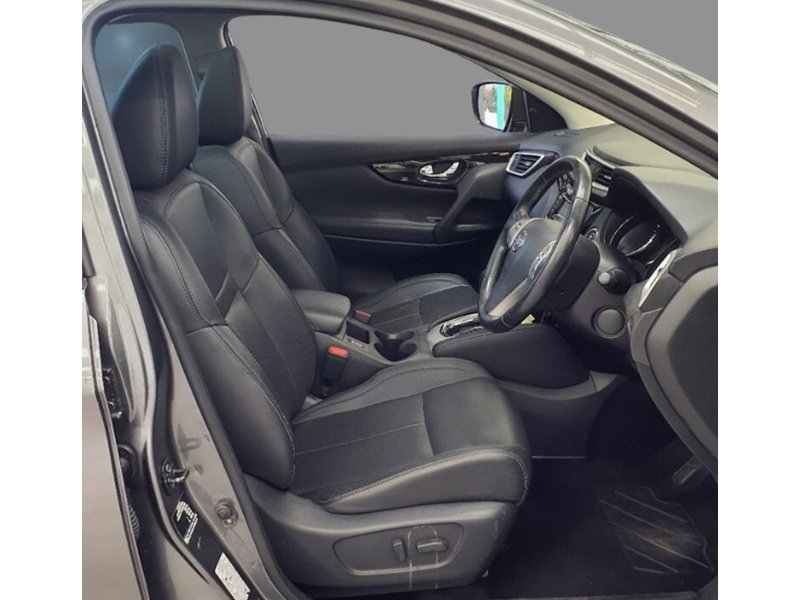 Nissan 1.2 DIG-T TEKNA SUV 5DR PETROL XTRON 2WD AUTO PAN ROOF HEATED SEATS SAT NAV DAB STEREO REAR & 360 CAM PARKING AIDS JUST 2 OWNERS ONLY 39000 MILES FSH 72-74 Mitcham Road