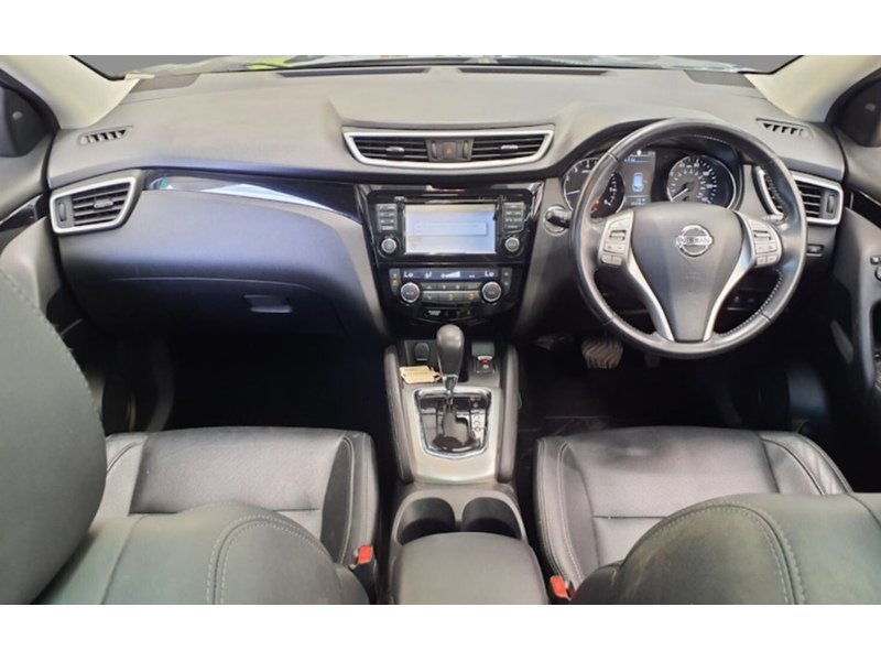 Nissan 1.2 DIG-T TEKNA SUV 5DR PETROL XTRON 2WD AUTO PAN ROOF HEATED SEATS SAT NAV DAB STEREO REAR & 360 CAM PARKING AIDS JUST 2 OWNERS ONLY 39000 MILES FSH 72-74 Mitcham Road