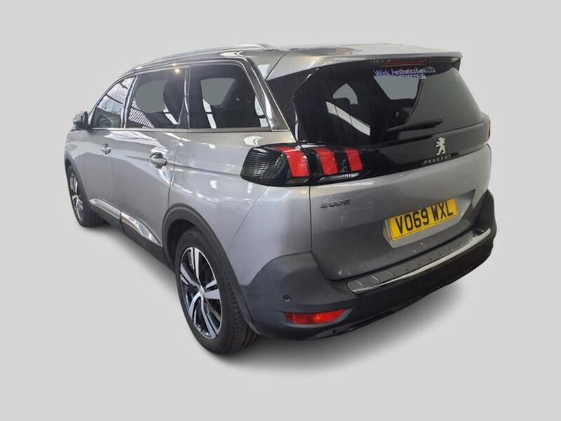 Peugeot 1.2 PURETECH ALLURE SUV 5DR PETROL MANUAL 7 SEATER SATNAV BLUETOOTH DAB RADIO APPLE CARPLAY REAR CAMERA PARKING AIDS JUST 2 OWNERS ONLY 51000 MILES SH 72-74 Mitcham Road