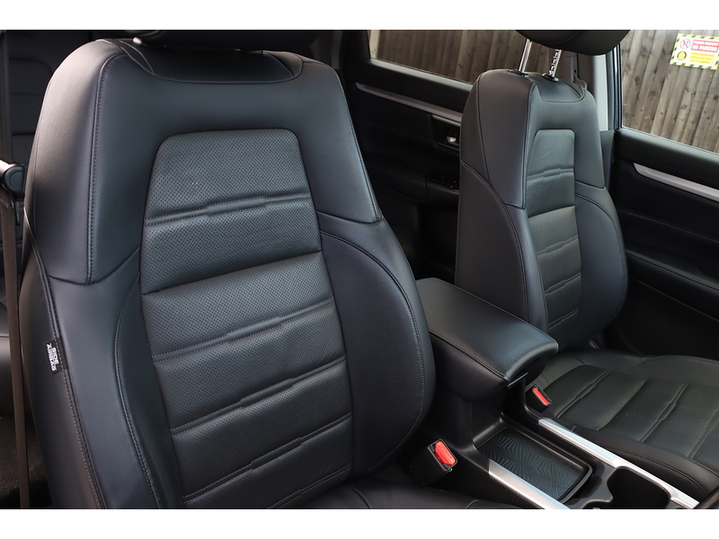 Honda 2.0 H I-MMD EX SUV 5DR PETROL DSG AUTO SUNROOF HEATED SEATS SAT NAV DAB STEREO REAR CAMERA PARKING AIDS JUST 1 OWNER ONLY 40000 MILES FSH 5 SERVICES 72-74 Mitcham Road