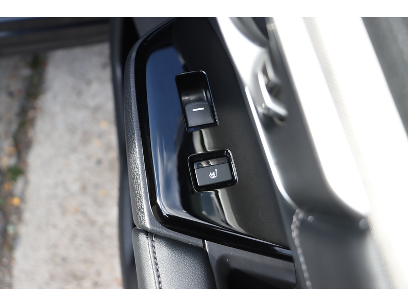 Honda 2.0 H I-MMD EX SUV 5DR PETROL DSG AUTO SUNROOF HEATED SEATS SAT NAV DAB STEREO REAR CAMERA PARKING AIDS JUST 1 OWNER ONLY 40000 MILES FSH 5 SERVICES 72-74 Mitcham Road