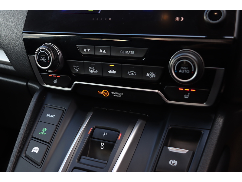 Honda 2.0 H I-MMD EX SUV 5DR PETROL DSG AUTO SUNROOF HEATED SEATS SAT NAV DAB STEREO REAR CAMERA PARKING AIDS JUST 1 OWNER ONLY 40000 MILES FSH 5 SERVICES 72-74 Mitcham Road