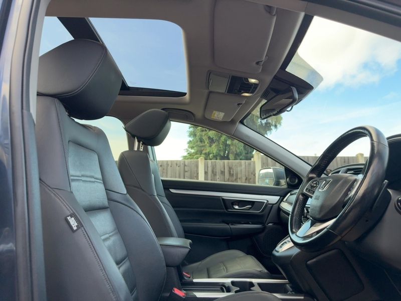 Honda 2.0 H I-MMD EX SUV 5DR PETROL DSG AUTO SUNROOF HEATED SEATS SAT NAV DAB STEREO REAR CAMERA PARKING AIDS JUST 1 OWNER ONLY 40000 MILES FSH 5 SERVICES 72-74 Mitcham Road