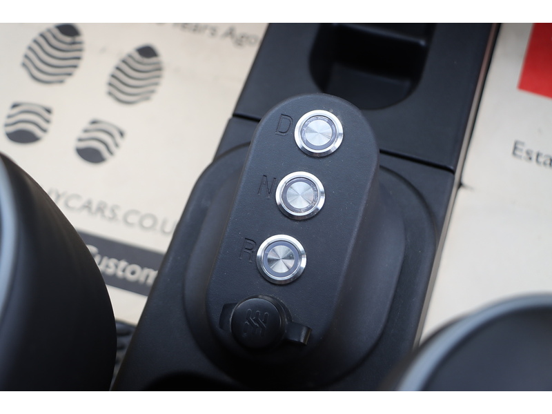 MOKE 0.0 4DR CONVERTIBLE ELECTRIC BLUETOOTH WITH MUSIC STREAMING DAB STEREO JUST 1 PRIVATE OWNER FROM NEW ONLY 35 MILES NO ULEZ CHARGE 72-74 Mitcham Road