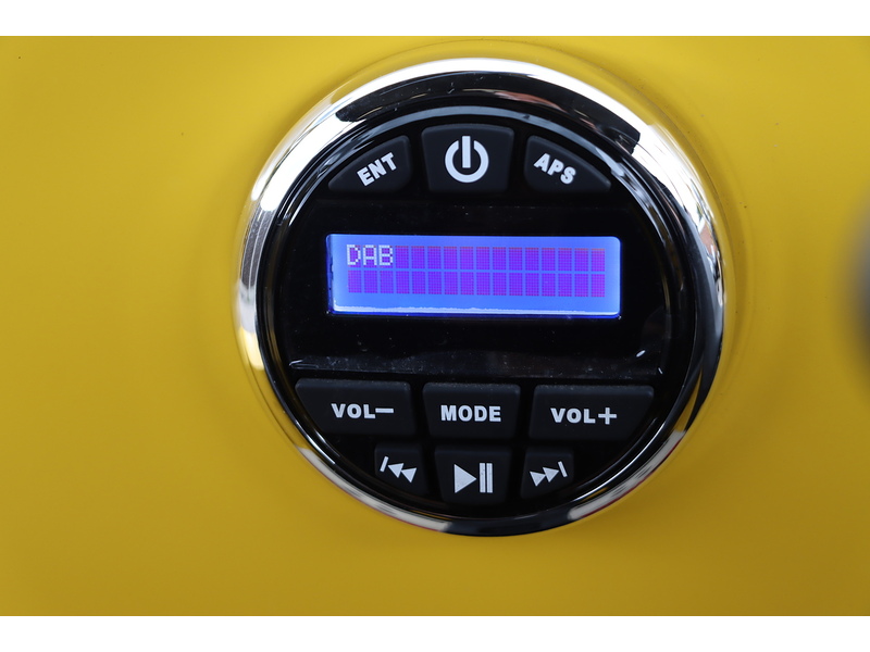 MOKE 0.0 4DR CONVERTIBLE ELECTRIC BLUETOOTH WITH MUSIC STREAMING DAB STEREO JUST 1 PRIVATE OWNER FROM NEW ONLY 35 MILES NO ULEZ CHARGE 72-74 Mitcham Road