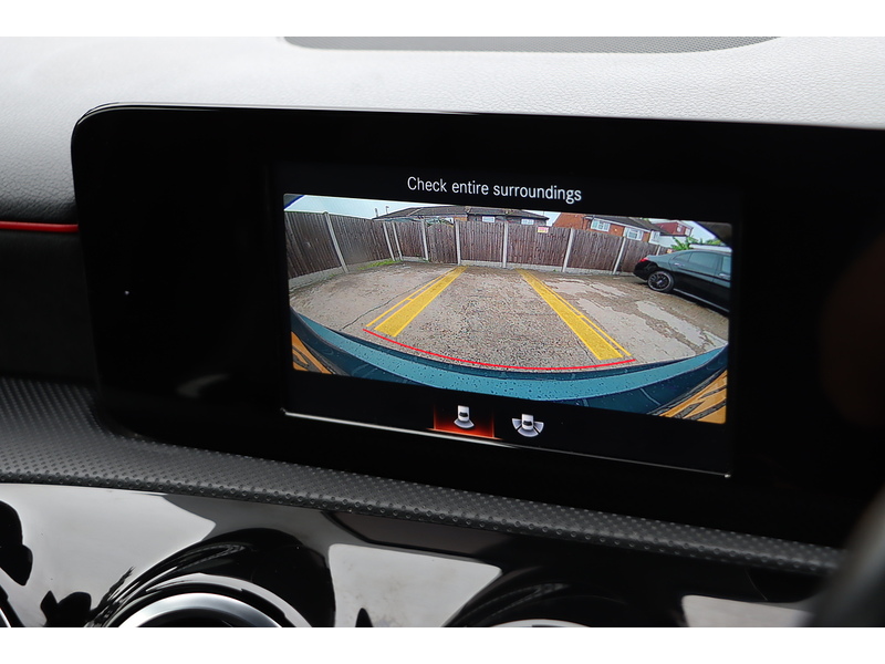 Mercedes-Benz A250E 1.3 15.6KWH AMG LINE HATCHBACK 5DR PETROL PLUG-IN HYBRID AUTO HEATED SEATS SAT NAV BLUETOOTH DAB STEREO REAR CAMERA JUST 1 OWNER 71000 MILES FSH 72-74 Mitcham Road