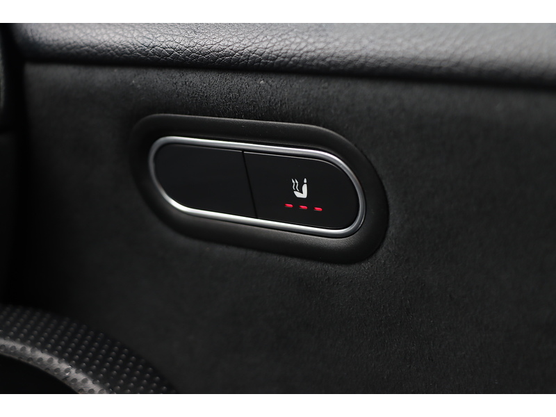 Mercedes-Benz A250E 1.3 15.6KWH AMG LINE HATCHBACK 5DR PETROL PLUG-IN HYBRID AUTO HEATED SEATS SAT NAV BLUETOOTH DAB STEREO REAR CAMERA JUST 1 OWNER 71000 MILES FSH 72-74 Mitcham Road