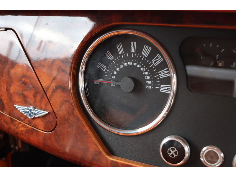 Morgan 3000 3700 2DR CONVERTIBLE PETROL MANUAL CONVERTIBLE ROOF BLUETOOTH STEREO CD PLAYER AUX/USB INPUT ONLY 18000 MILES SH NO ULEZ CHARGE 72-74 Mitcham Road