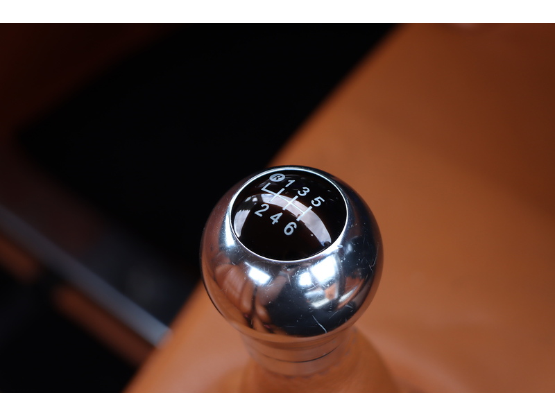 Morgan 3000 3700 2DR CONVERTIBLE PETROL MANUAL CONVERTIBLE ROOF BLUETOOTH STEREO CD PLAYER AUX/USB INPUT ONLY 18000 MILES SH NO ULEZ CHARGE 72-74 Mitcham Road