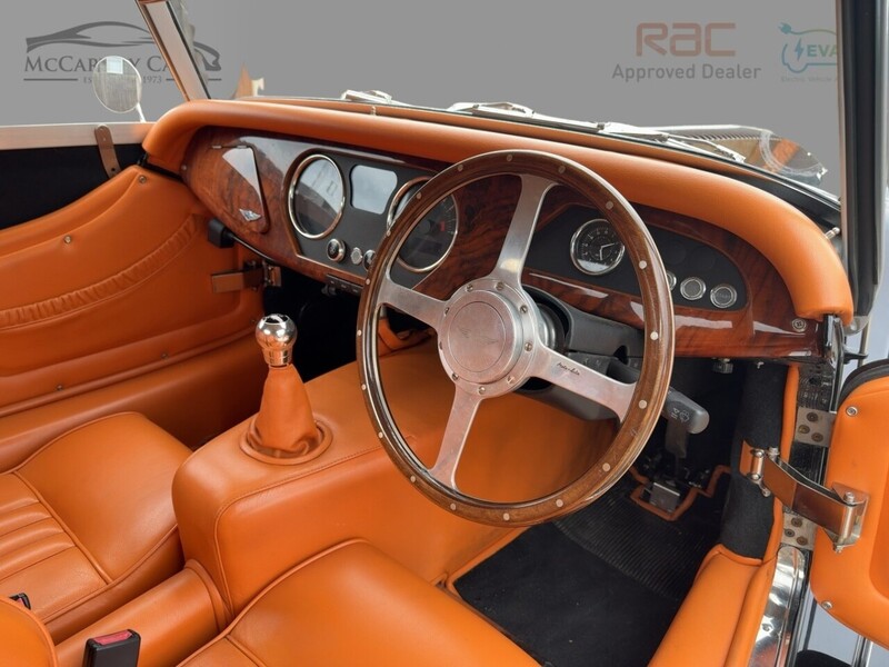 Morgan 3000 3700 2DR CONVERTIBLE PETROL MANUAL CONVERTIBLE ROOF BLUETOOTH STEREO CD PLAYER AUX/USB INPUT ONLY 18000 MILES SH NO ULEZ CHARGE 72-74 Mitcham Road