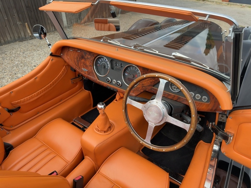 Morgan 3000 3700 2DR CONVERTIBLE PETROL MANUAL CONVERTIBLE ROOF BLUETOOTH STEREO CD PLAYER AUX/USB INPUT ONLY 18000 MILES SH NO ULEZ CHARGE 72-74 Mitcham Road