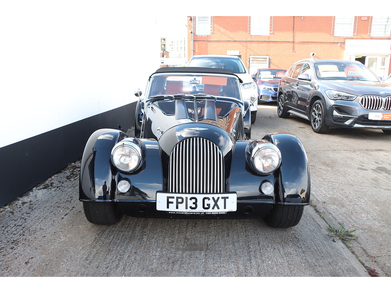 Morgan 3000 3700 2DR CONVERTIBLE PETROL MANUAL CONVERTIBLE ROOF BLUETOOTH STEREO CD PLAYER AUX/USB INPUT ONLY 18000 MILES SH NO ULEZ CHARGE 72-74 Mitcham Road