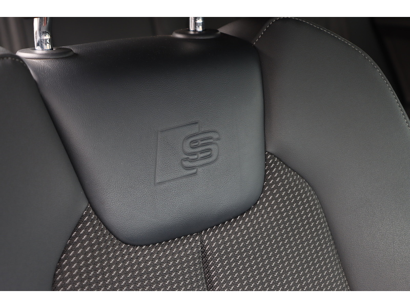 Audi 1.5 TFSI 35 S LINE SPORTBACK 5DR PETROL S TRONIC AUTO HEATED SEATS SATNAV BLUETOOTH DAB RADIO APPLE CARPLAY PARKING AIDS JUST 2 OWNERS 75000 MILES FSH 72-74 Mitcham Road