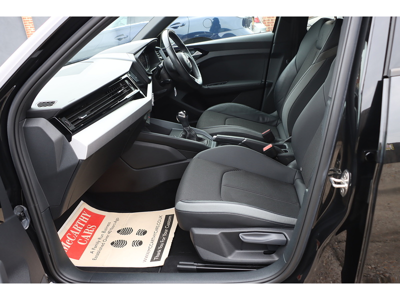 Audi 1.5 TFSI 35 S LINE SPORTBACK 5DR PETROL S TRONIC AUTO HEATED SEATS SATNAV BLUETOOTH DAB RADIO APPLE CARPLAY PARKING AIDS JUST 2 OWNERS 75000 MILES FSH 72-74 Mitcham Road