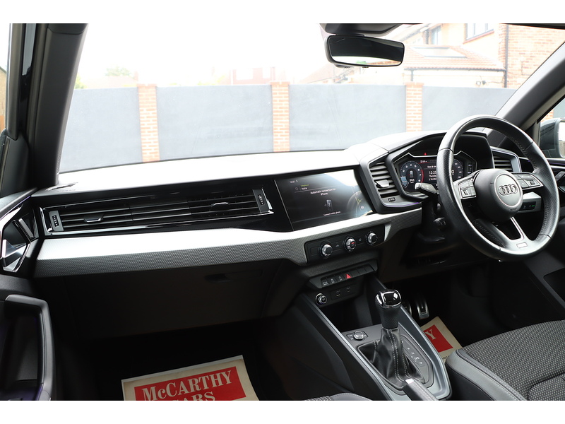 Audi 1.5 TFSI 35 S LINE SPORTBACK 5DR PETROL S TRONIC AUTO HEATED SEATS SATNAV BLUETOOTH DAB RADIO APPLE CARPLAY PARKING AIDS JUST 2 OWNERS 75000 MILES FSH 72-74 Mitcham Road