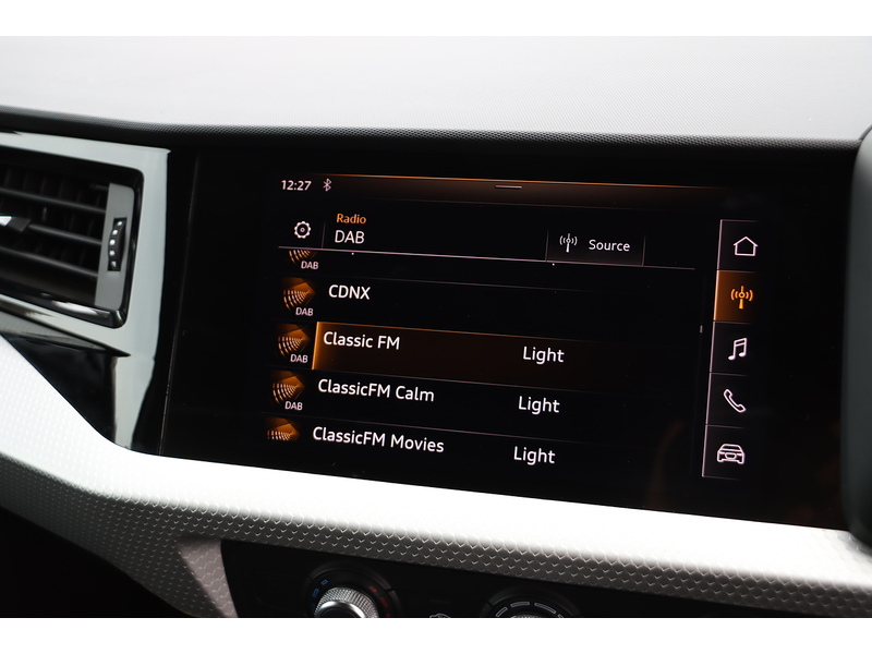 Audi 1.5 TFSI 35 S LINE SPORTBACK 5DR PETROL S TRONIC AUTO HEATED SEATS SATNAV BLUETOOTH DAB RADIO APPLE CARPLAY PARKING AIDS JUST 2 OWNERS 75000 MILES FSH 72-74 Mitcham Road