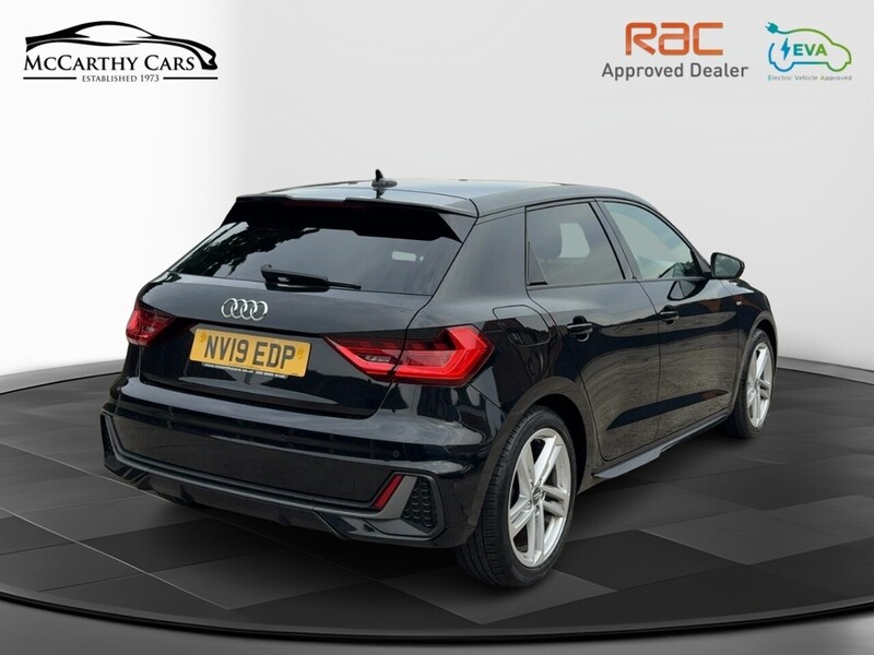 Audi 1.5 TFSI 35 S LINE SPORTBACK 5DR PETROL S TRONIC AUTO HEATED SEATS SATNAV BLUETOOTH DAB RADIO APPLE CARPLAY PARKING AIDS JUST 2 OWNERS 75000 MILES FSH 72-74 Mitcham Road