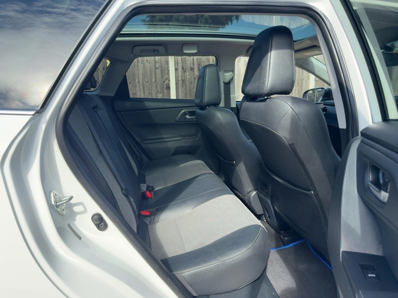 Toyota 1.8 VVT-H EXCEL TOURING SPORTS 5DR PETROL HYBRID CVT AUTO PAN ROOF HEATED SEATS SATNAV BLUETOOTH REAR CAM ONLY 60000 MILES FSH 8 SERVICES £20 ROAD TAX 72-74 Mitcham Road