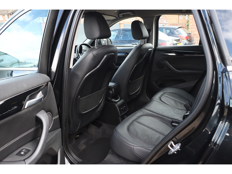 BMW 2.0 20I XLINE SUV 5DR PETROL XDRIVE AUTO HEATED SEATS SAT NAV BLUETOOTH DAB STEREO APPLE CARPLAY PARKING AIDS JUST 1 OWNER 71000 MILES FSH 8 SERVICES 72-74 Mitcham Road