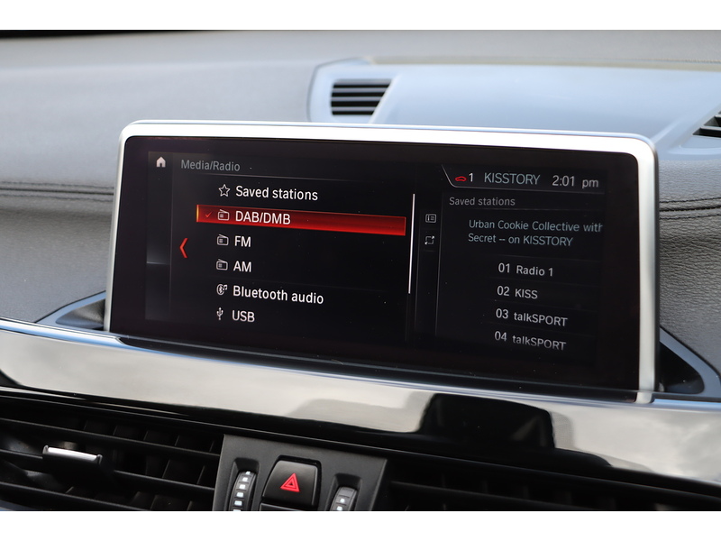 BMW 2.0 20I XLINE SUV 5DR PETROL XDRIVE AUTO HEATED SEATS SAT NAV BLUETOOTH DAB STEREO APPLE CARPLAY PARKING AIDS JUST 1 OWNER 71000 MILES FSH 8 SERVICES 72-74 Mitcham Road