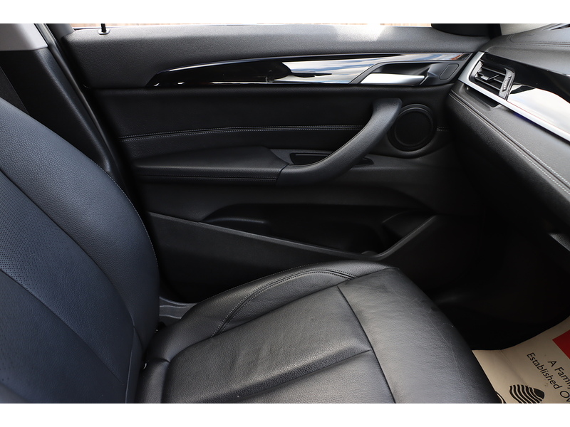 BMW 2.0 20I XLINE SUV 5DR PETROL XDRIVE AUTO HEATED SEATS SAT NAV BLUETOOTH DAB STEREO APPLE CARPLAY PARKING AIDS JUST 1 OWNER 71000 MILES FSH 8 SERVICES 72-74 Mitcham Road