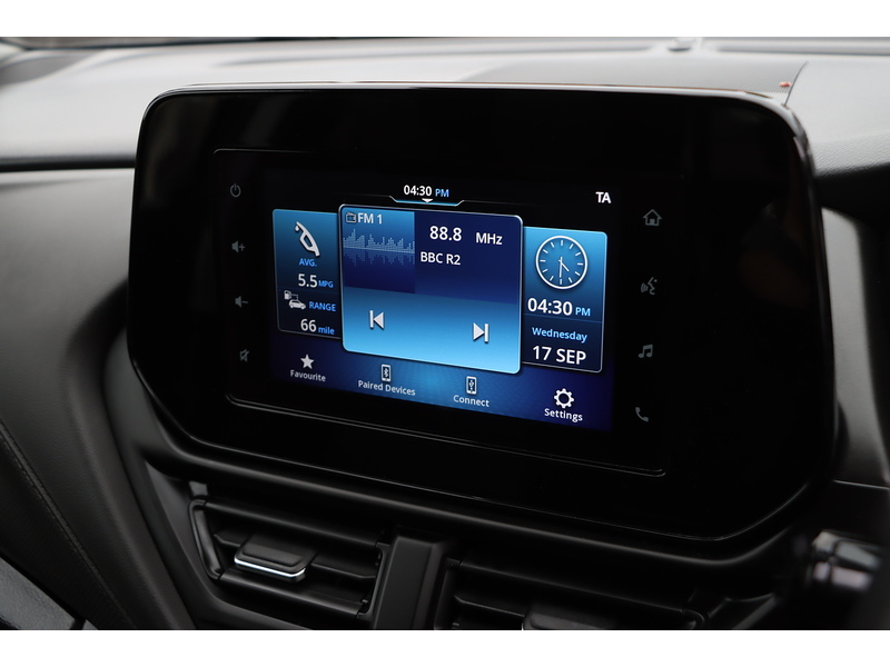 Suzuki 1.5H MOTION SUV 5DR PETROL HYBRID AGS AUTO HEATED SEATS SATNAV DAB STEREO APPLE CARPLAY REAR CAMERA PARKING AIDS 1 OWNER FROM NEW ONLY 12000 MILES FSH 72-74 Mitcham Road