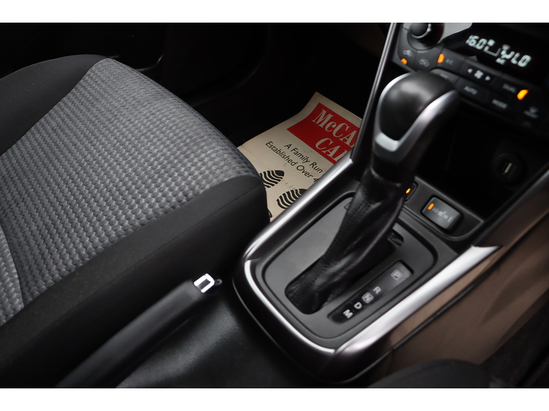 Suzuki 1.5H MOTION SUV 5DR PETROL HYBRID AGS AUTO HEATED SEATS SATNAV DAB STEREO APPLE CARPLAY REAR CAMERA PARKING AIDS 1 OWNER FROM NEW ONLY 12000 MILES FSH 72-74 Mitcham Road