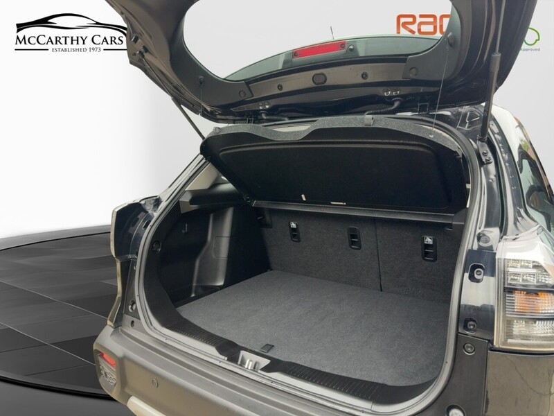 Suzuki 1.5H MOTION SUV 5DR PETROL HYBRID AGS AUTO HEATED SEATS SATNAV DAB STEREO APPLE CARPLAY REAR CAMERA PARKING AIDS 1 OWNER FROM NEW ONLY 12000 MILES FSH 72-74 Mitcham Road