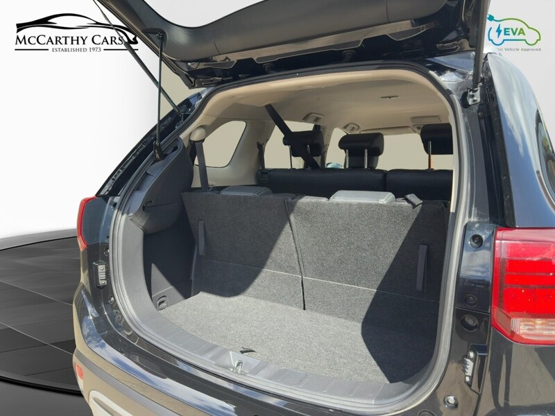 Mitsubishi 2.0 MIVEC EXCEED SUV 5DR PETROL CVT 4WD AUTO 7 SEATER HEATED SEATS SAT NAV BLUETOOTH APPLE CARPLAY REAR & 360 CAMERA JUST 1 OWNER ONLY 74000 MILES FSH 72-74 Mitcham Road