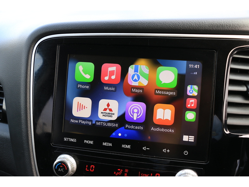 Mitsubishi 2.0 MIVEC EXCEED SUV 5DR PETROL CVT 4WD AUTO 7 SEATER HEATED SEATS SAT NAV BLUETOOTH APPLE CARPLAY REAR & 360 CAMERA JUST 1 OWNER ONLY 74000 MILES FSH 72-74 Mitcham Road