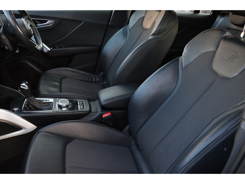 Audi 1.5 TFSI COD 35 S LINE SUV 5DR PETROL S TRONIC AUTO SAT NAV BLUETOOTH DAB STEREO APPLE CARPLAY PARKING AIDS JUST 1 OWNER FROM NEW ONLY 30000 MILES FSH 72-74 Mitcham Road