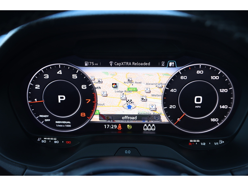 Audi 1.5 TFSI COD 35 S LINE SUV 5DR PETROL S TRONIC AUTO SAT NAV BLUETOOTH DAB STEREO APPLE CARPLAY PARKING AIDS JUST 1 OWNER FROM NEW ONLY 30000 MILES FSH 72-74 Mitcham Road