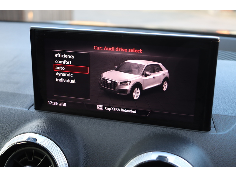 Audi 1.5 TFSI COD 35 S LINE SUV 5DR PETROL S TRONIC AUTO SAT NAV BLUETOOTH DAB STEREO APPLE CARPLAY PARKING AIDS JUST 1 OWNER FROM NEW ONLY 30000 MILES FSH 72-74 Mitcham Road