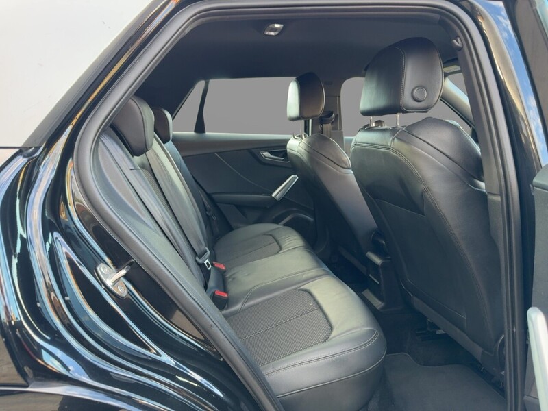 Audi 1.5 TFSI COD 35 S LINE SUV 5DR PETROL S TRONIC AUTO SAT NAV BLUETOOTH DAB STEREO APPLE CARPLAY PARKING AIDS JUST 1 OWNER FROM NEW ONLY 30000 MILES FSH 72-74 Mitcham Road