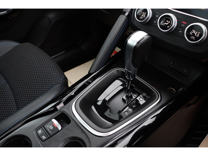 Renault 1.3 TCE S EDITION SUV 5DR PETROL EDC AUTO PAN ROOF SATNAV BLUETOOTH DAB RADIO APPLE CARPLAY REAR CAMERA PARKING AIDS JUST 1 OWNER ONLY 14000 MILES FSH 72-74 Mitcham Road