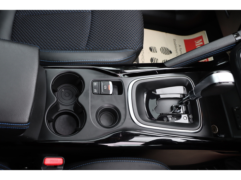 Renault 1.3 TCE S EDITION SUV 5DR PETROL EDC AUTO PAN ROOF SATNAV BLUETOOTH DAB RADIO APPLE CARPLAY REAR CAMERA PARKING AIDS JUST 1 OWNER ONLY 14000 MILES FSH 72-74 Mitcham Road