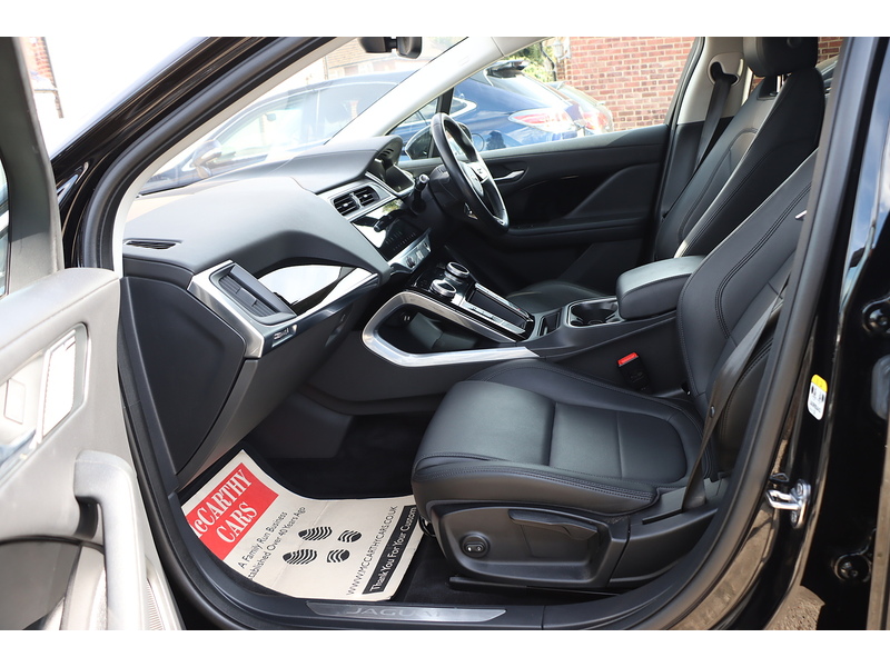 Jaguar 400 90KWH S SUV 5DR ELECTRIC 4WD AUTO SAT NAV BLUETOOTH STEREO APPLE CARPLAY ANDROID AUTO REAR CAMERA PARKING AIDS ONLY 32000 MILES SH NO ULEZ CHARGE 72-74 Mitcham Road