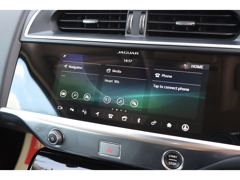 Jaguar 400 90KWH S SUV 5DR ELECTRIC 4WD AUTO SAT NAV BLUETOOTH STEREO APPLE CARPLAY ANDROID AUTO REAR CAMERA PARKING AIDS ONLY 32000 MILES SH NO ULEZ CHARGE 72-74 Mitcham Road