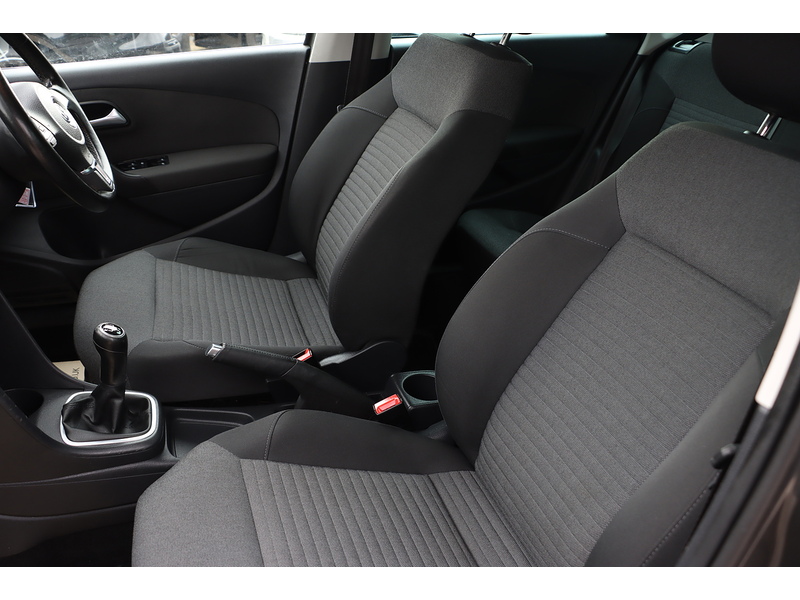 Volkswagen 1.4 MATCH HATCHBACK 5DR PETROL MANUAL STEREO CD PLAYER AUX INPUT JUST 2 OWNERS SAME OWNER FOR 11 YEARS ONLY 84000 MILES FSH 9 SERVICES NO ULEZ CHARGE 72-74 Mitcham Road