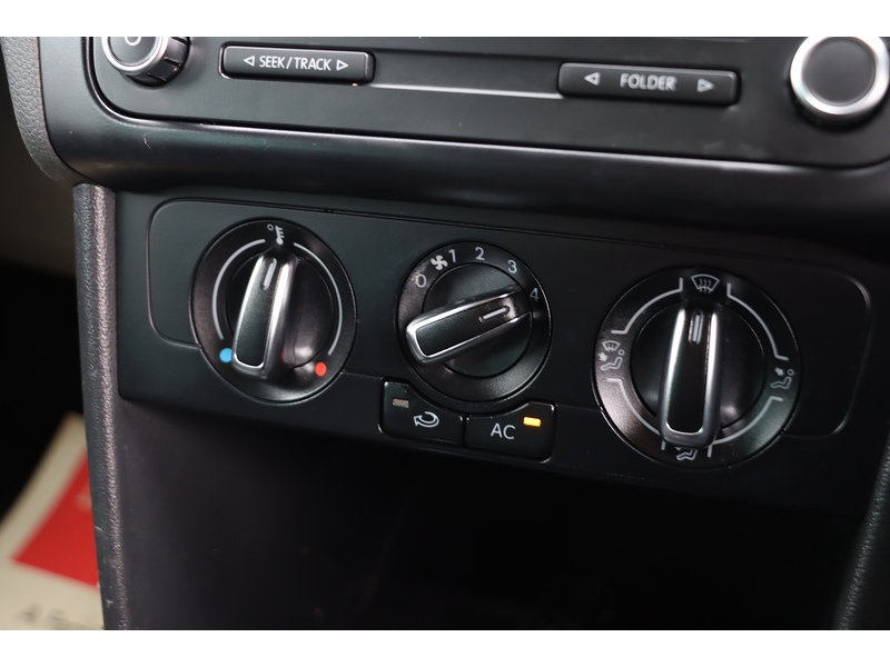 Volkswagen 1.4 MATCH HATCHBACK 5DR PETROL MANUAL STEREO CD PLAYER AUX INPUT JUST 2 OWNERS SAME OWNER FOR 11 YEARS ONLY 84000 MILES FSH 9 SERVICES NO ULEZ CHARGE 72-74 Mitcham Road