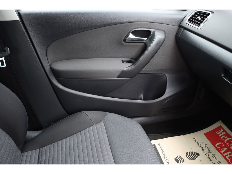 Volkswagen 1.4 MATCH HATCHBACK 5DR PETROL MANUAL STEREO CD PLAYER AUX INPUT JUST 2 OWNERS SAME OWNER FOR 11 YEARS ONLY 84000 MILES FSH 9 SERVICES NO ULEZ CHARGE 72-74 Mitcham Road