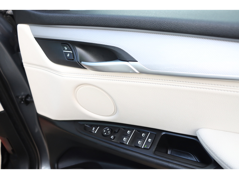 BMW 4.4 50I V8 M SPORT SUV 5DR PETROL XDRIVE AUTO 7 SEATER SUNROOF HEATED SEATS SATNAV BLUETOOTH REAR CAMERA PARKING AIDS ONLY 64000 MILES FSH 10 SERVICES 72-74 Mitcham Road