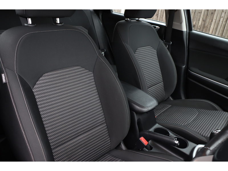 Kia 1.0 T-GDI 2 SPORTSWAGON 5DR PETROL MANUAL SAT NAV BLUETOOTH DAB STEREO APPLE CARPLAY REAR CAMERA JUST 1 OWNER FROM NEW ONLY 56000 MILES FSH 5 SERVICES 72-74 Mitcham Road