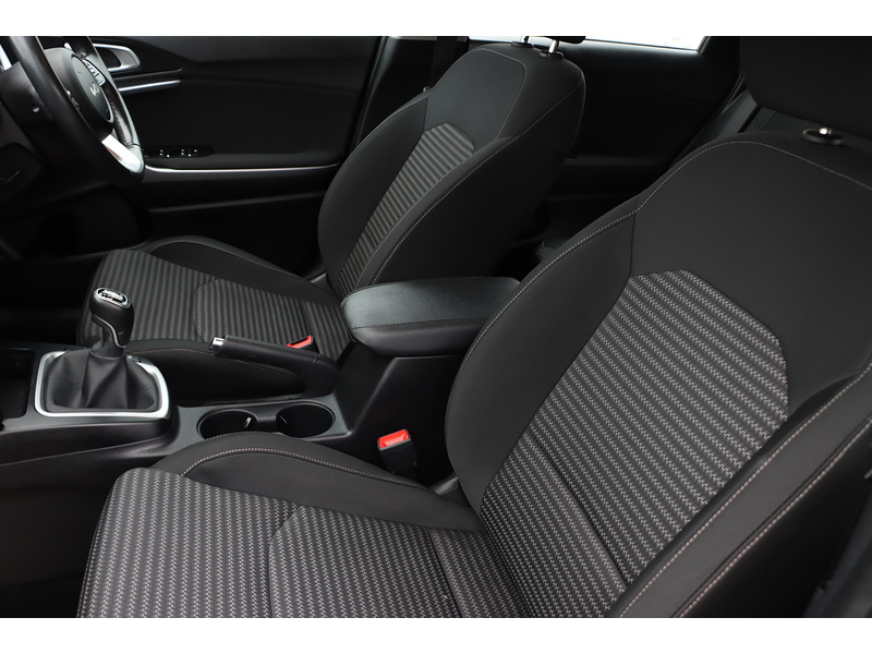 Kia 1.0 T-GDI 2 SPORTSWAGON 5DR PETROL MANUAL SAT NAV BLUETOOTH DAB STEREO APPLE CARPLAY REAR CAMERA JUST 1 OWNER FROM NEW ONLY 56000 MILES FSH 5 SERVICES 72-74 Mitcham Road