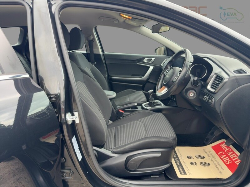 Kia 1.0 T-GDI 2 SPORTSWAGON 5DR PETROL MANUAL SAT NAV BLUETOOTH DAB STEREO APPLE CARPLAY REAR CAMERA JUST 1 OWNER FROM NEW ONLY 56000 MILES FSH 5 SERVICES 72-74 Mitcham Road