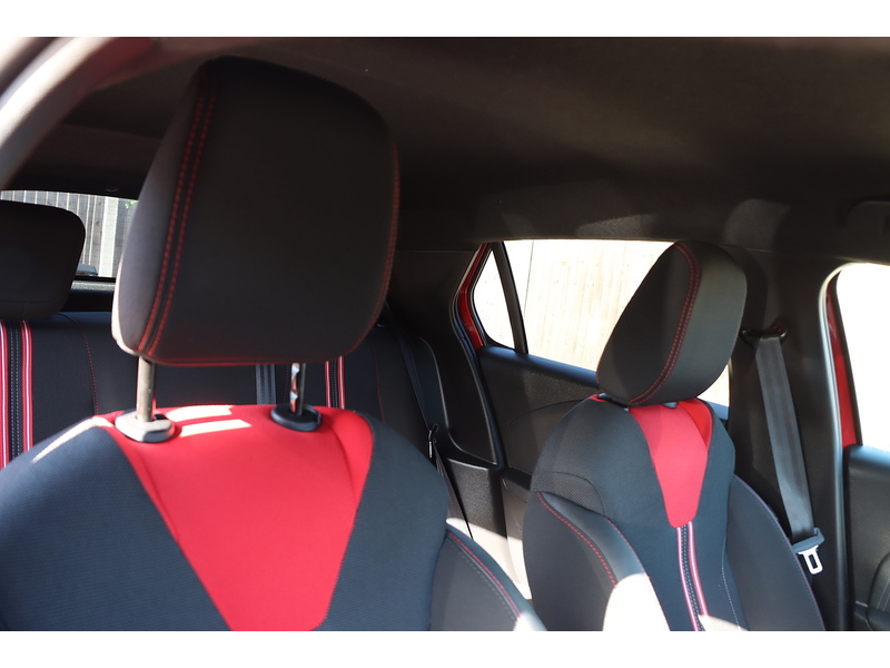 Vauxhall 1.2 GS HATCHBACK 5DR PETROL MANUAL SAT NAV BLUETOOTH DAB STEREO APPLE CARPLAY PARKING AIDS JUST 1 OWNER FROM NEW ONLY 23000 MILES SH NO ULEZ CHARGE 72-74 Mitcham Road