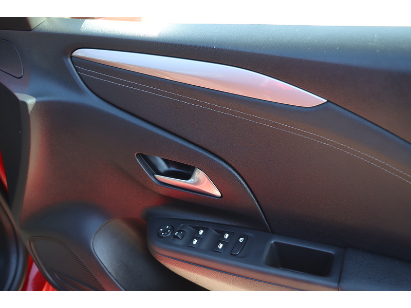 Vauxhall 1.2 GS HATCHBACK 5DR PETROL MANUAL SAT NAV BLUETOOTH DAB STEREO APPLE CARPLAY PARKING AIDS JUST 1 OWNER FROM NEW ONLY 23000 MILES SH NO ULEZ CHARGE 72-74 Mitcham Road