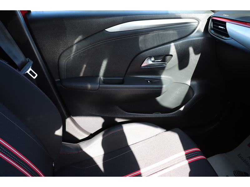 Vauxhall 1.2 GS HATCHBACK 5DR PETROL MANUAL SAT NAV BLUETOOTH DAB STEREO APPLE CARPLAY PARKING AIDS JUST 1 OWNER FROM NEW ONLY 23000 MILES SH NO ULEZ CHARGE 72-74 Mitcham Road