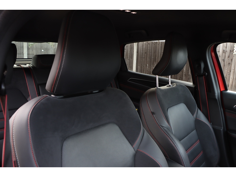 Renault 1.6 E-TECH R.S. LINE SUV 5DR PETROL HYBRID 2WD AUTO HEATED SEATS SAT NAV BLUETOOTH APPLE CARPLAY REAR CAMERA PARKING AIDS JUST 1 OWNER 61000 MILES FSH 72-74 Mitcham Road